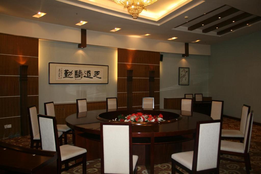 Shijiazhuang Jin Yuan Hotel Exterior photo